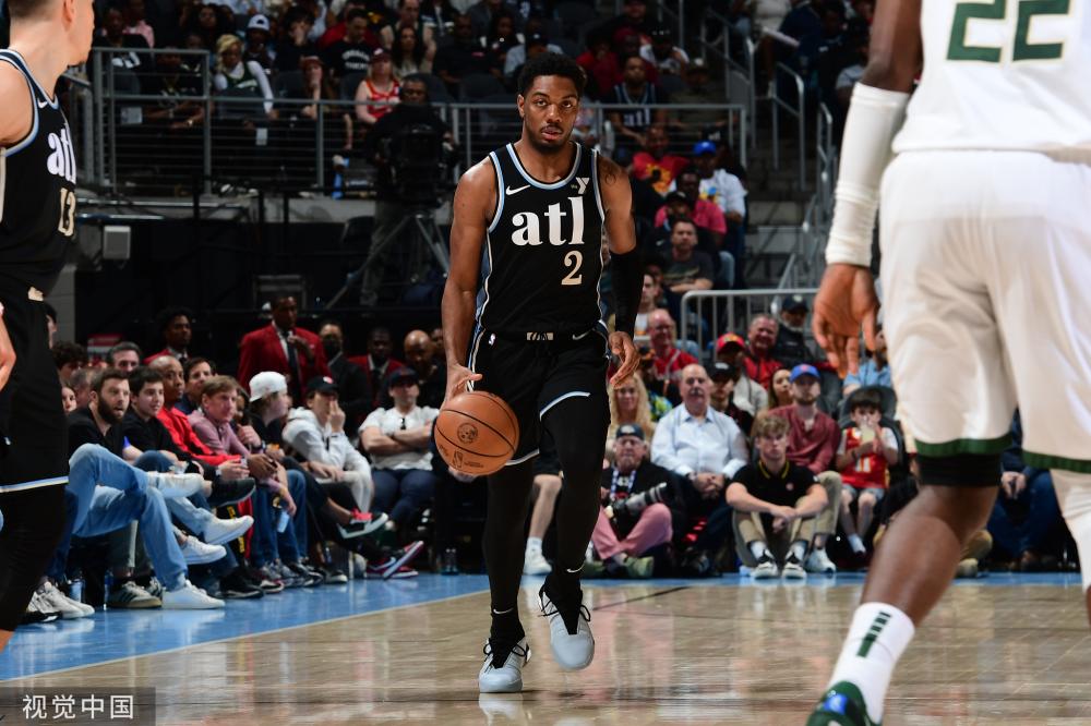 精准的发球 精准的发球