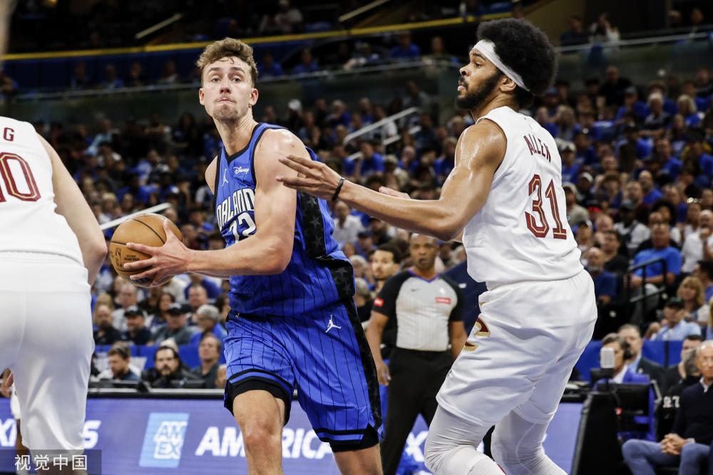 不少球迷戏 不少球迷戏