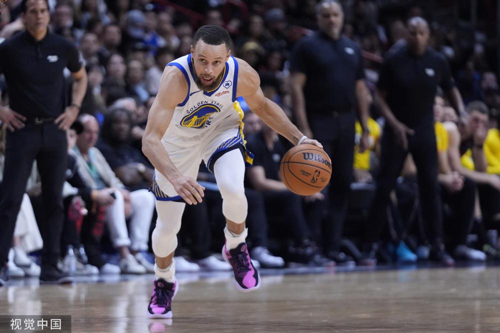 一蹴而就 一蹴而就